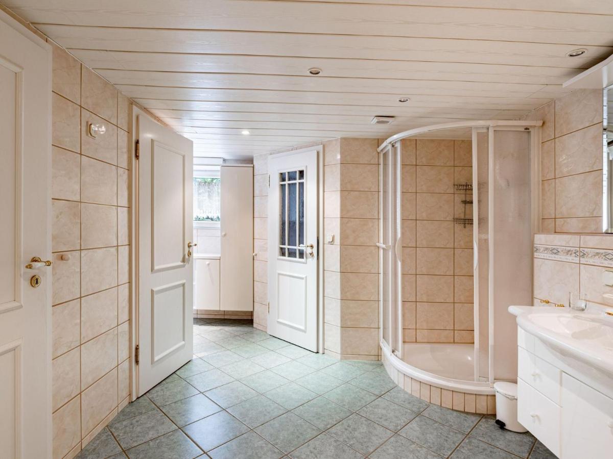 Majestic Holiday Home With Jacuzzi Unterschonau Exterior photo